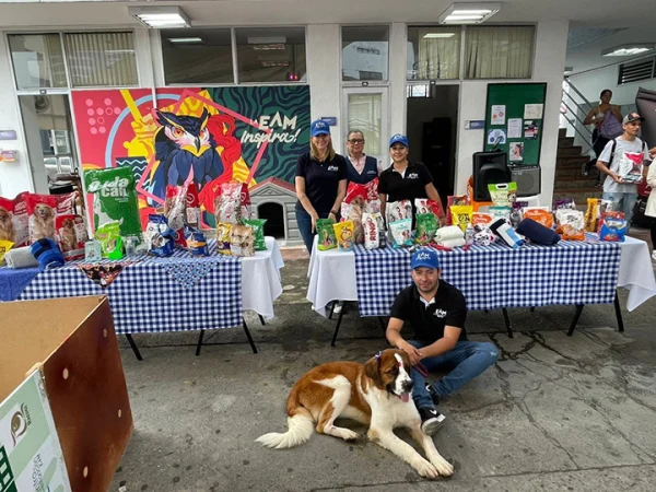 donaciones a Fundación Amigos Peluditos