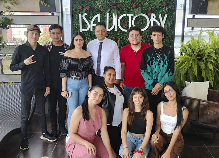 Estudiantes de Hotelería y Turismo visitaron el Hotel Isa Victory