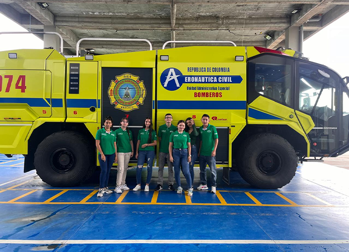 Estudiantes EAM Quindío de Hotelería y Turismo visitaron el aeropuerto Internacional del Edén