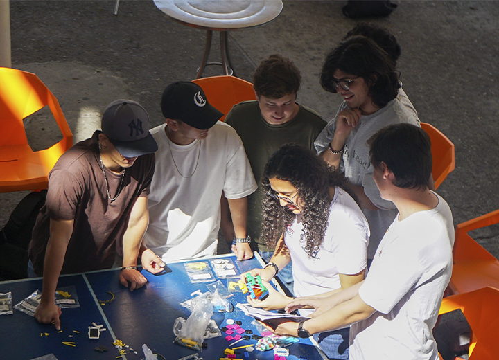 Semana de la ingeniería: ética, astronomía, agilidad, IA industrial, eficiencia energética, cuentería y mucho más dejaron ver su magia.