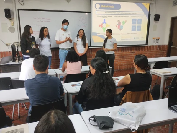 Trabajo de equipos investigadores en pro del trabajo en equipo y la innovación